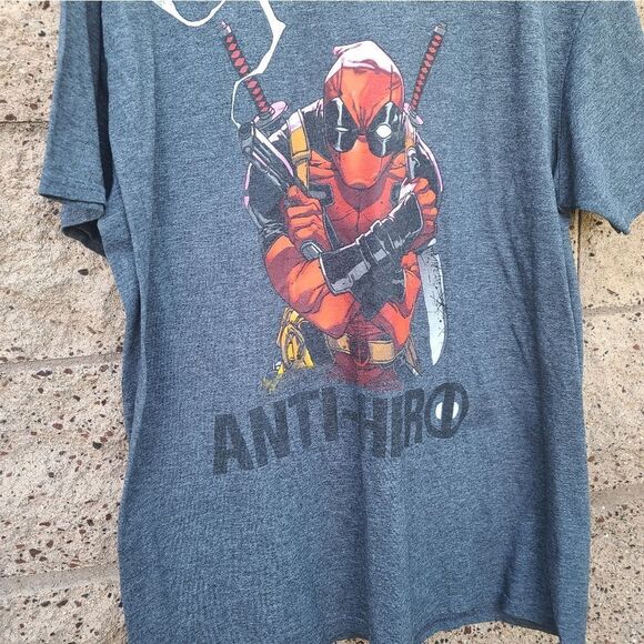 Marvel men's Deadpool Anti-Hero graphic T-shirt - Picture 3 of 8